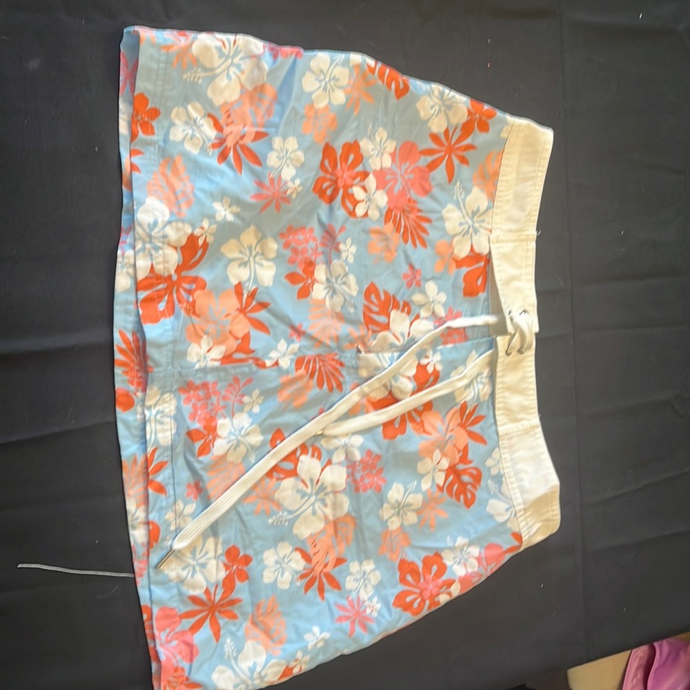 Forever 21 swim shorts foral